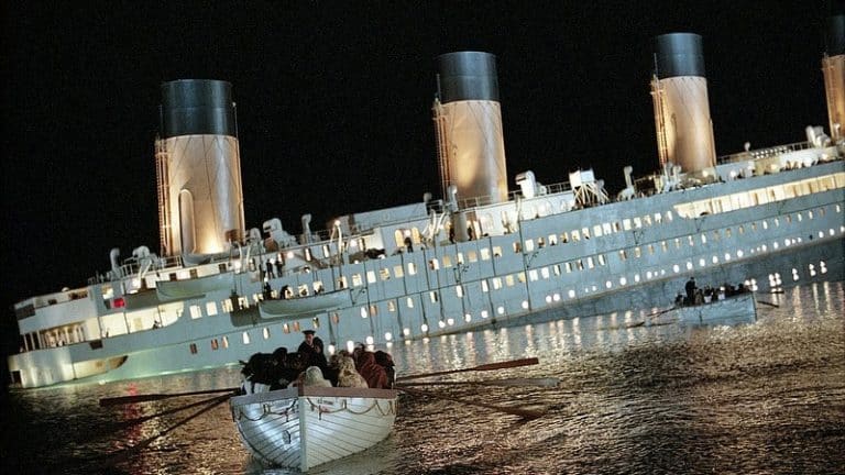 Como realmente foi o naufrágio do Titanic?