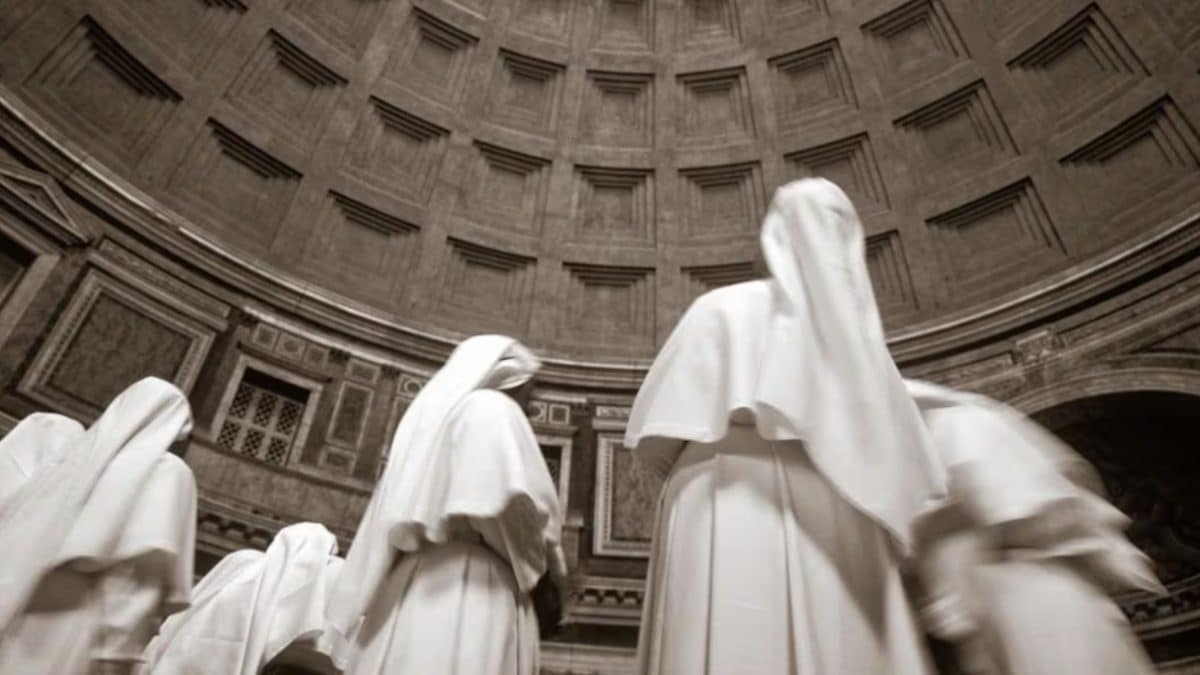 O 'exorcismo' da freira Irina Cornici