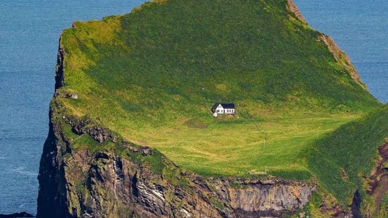A casa 'mais solitária do mundo'