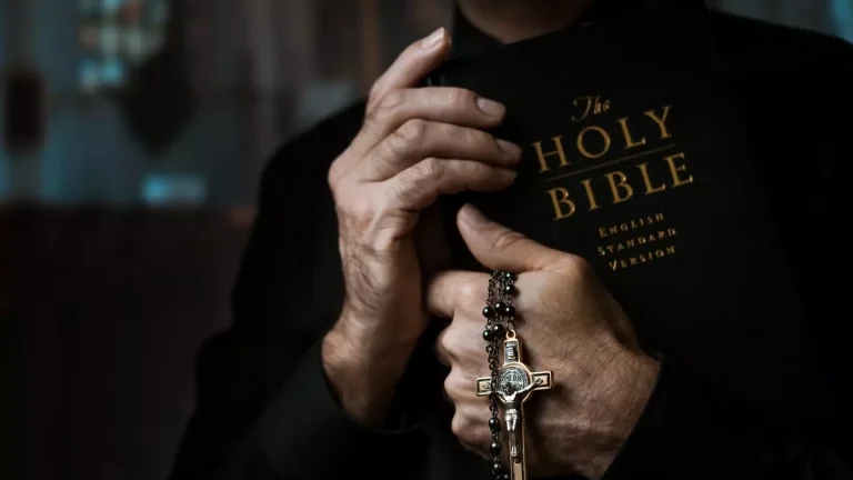 O áudio sinistro do exorcismo de Anneliese Michel