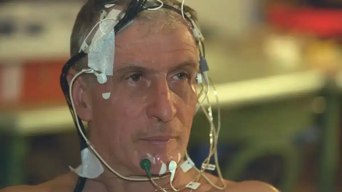 Homem que vivia em caverna sem noção de tempo acabou experimentando efeito inacreditável em seu relógio biológico