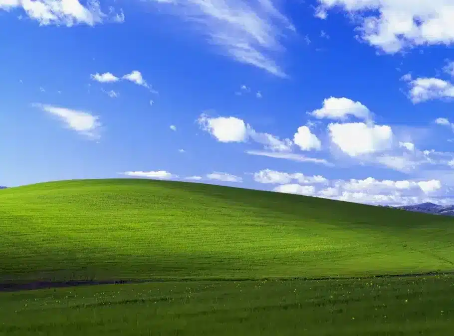 Como está a colina do papel de parede do Windows XP 27 anos depois?