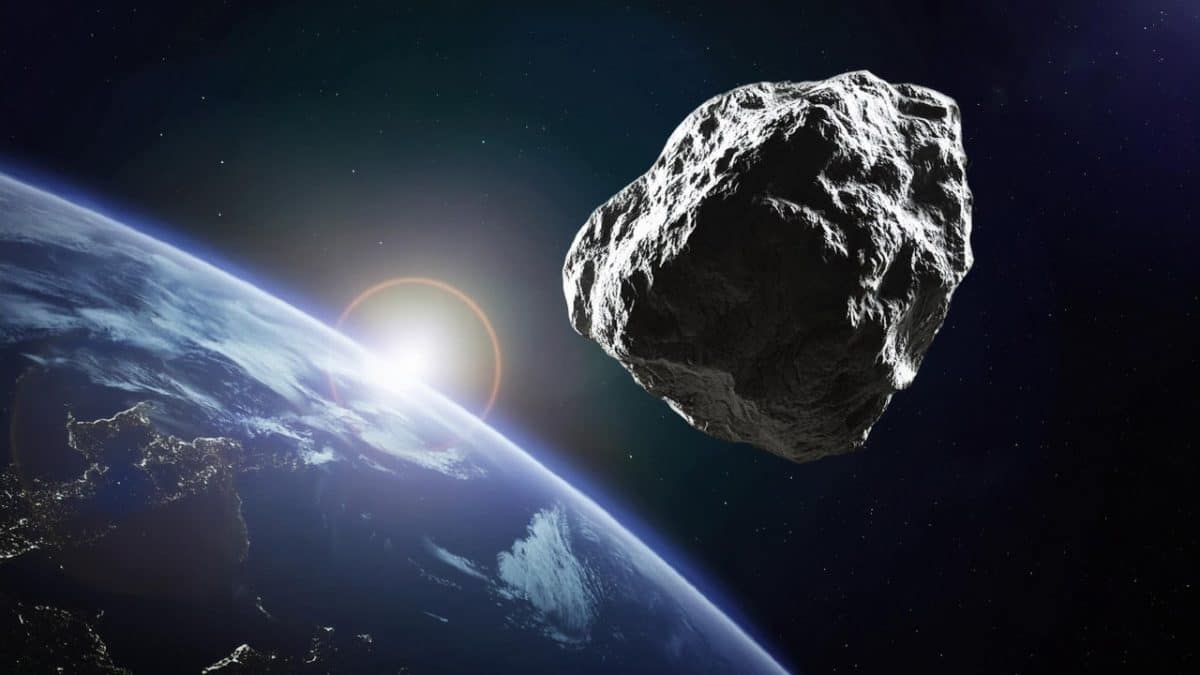 Asteróide "assassino de planetas" passará perto da Terra amanhã