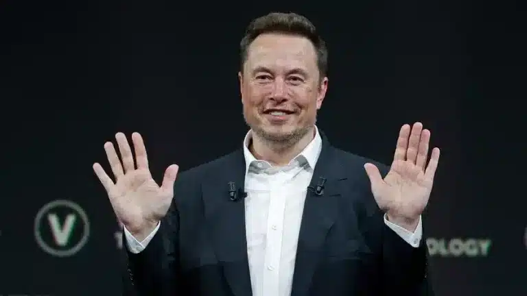 Como é o complexo processo de contratação na Tesla?