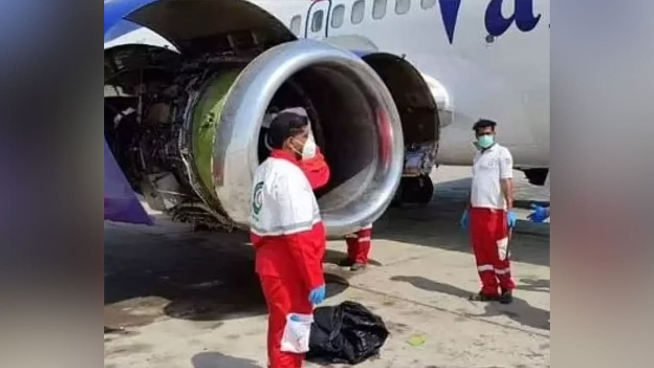 Mecânico sugado por motor de avião é morto acidente horrível