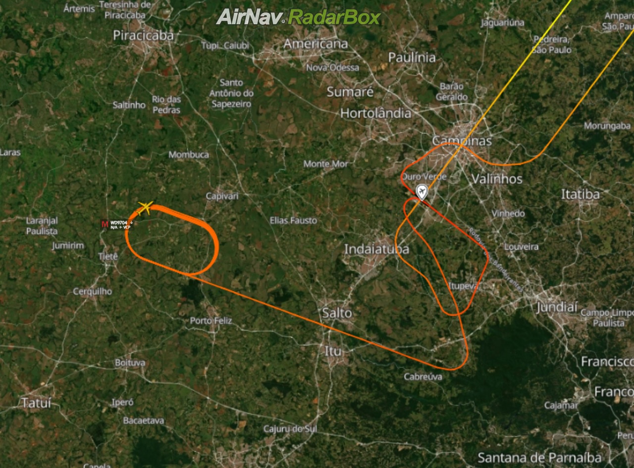 Aeroporto de Viracopos é fechado após Boeing 737 estourar pneu durante o pouso