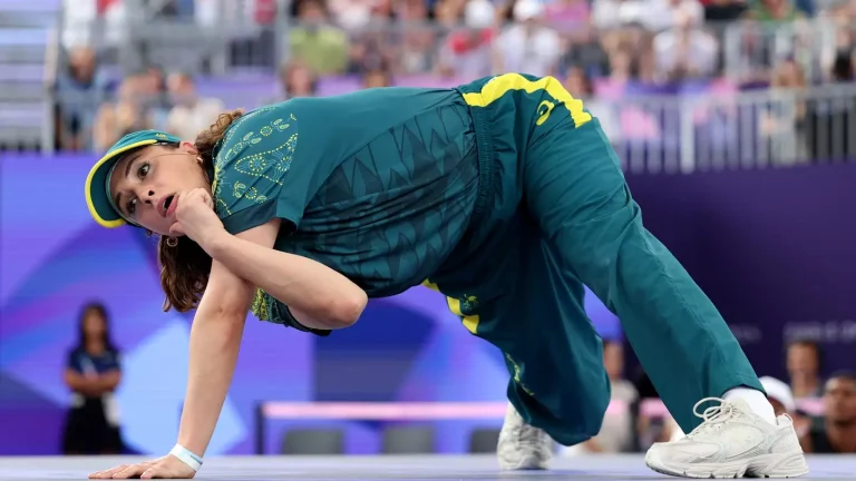 Juiz de breakdance explica por que Raygun marcou zero nos Jogos Olímpicos