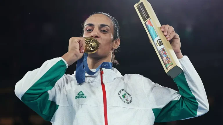 Khelif conquistou a medalha de ouro.