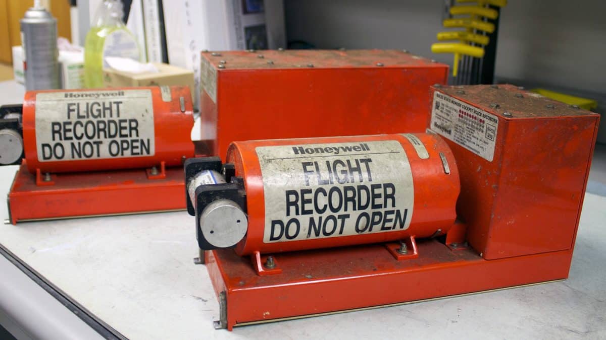 O que a caixa-preta pode dizer sobre a queda do avião em Vinhedo?