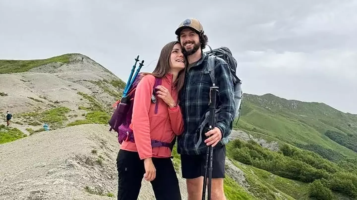 Valentina Fino estava fazendo uma caminhada com o parceiro Andrea Pedata.