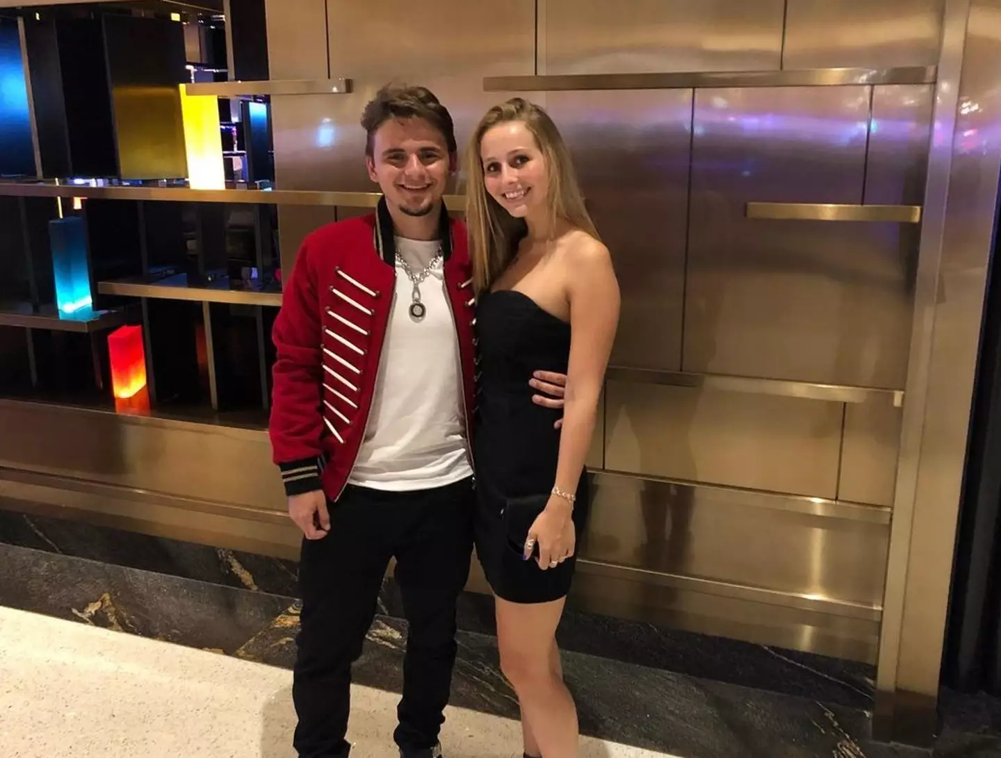 Prince Jackson com a namorada Molly Schirmang (Instagram/@princejackson).