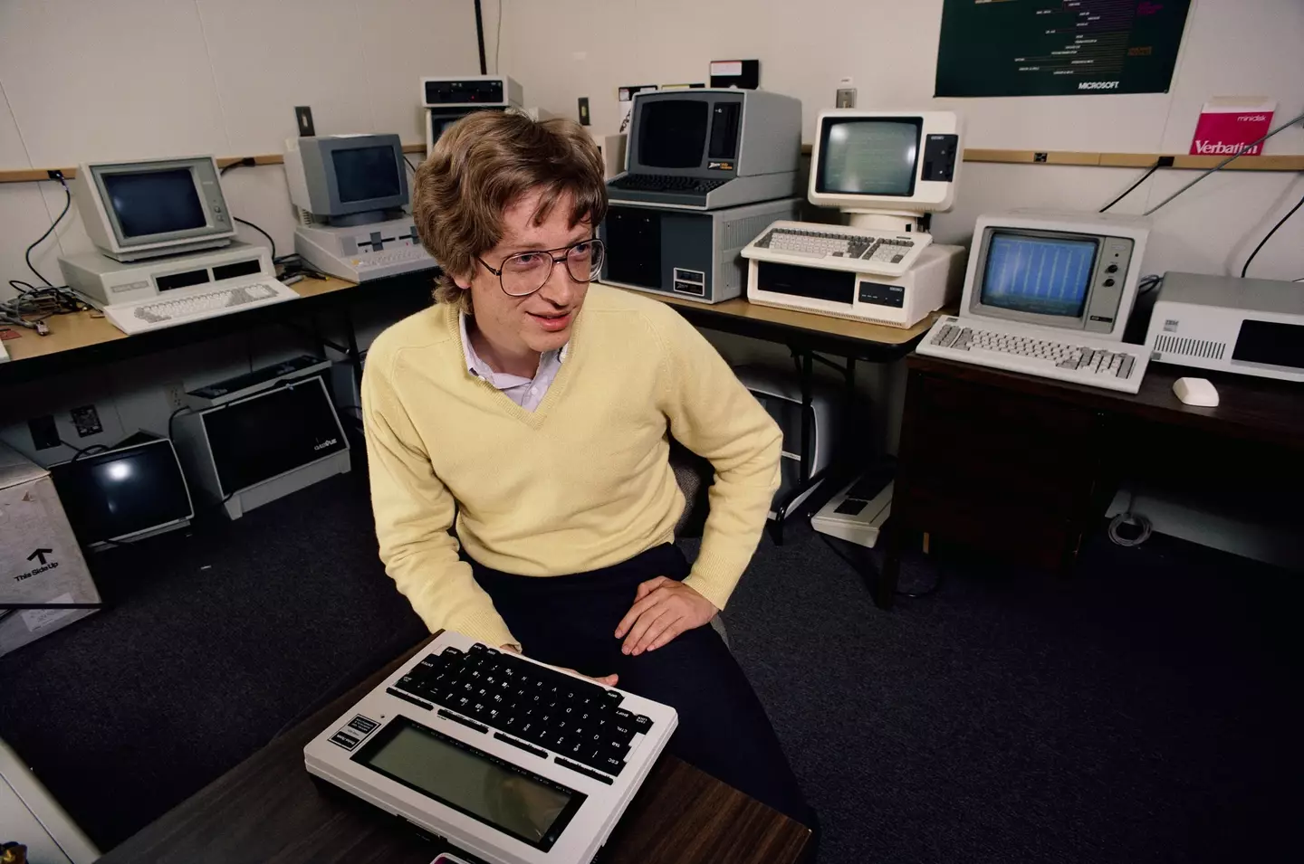 Bill Gates co-fundou a Microsoft quando tinha apenas 20 anos de idade.