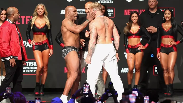Jake Paul fez promessa brutal a Mike Tyson após tapa na noite anterior à luta aguardada