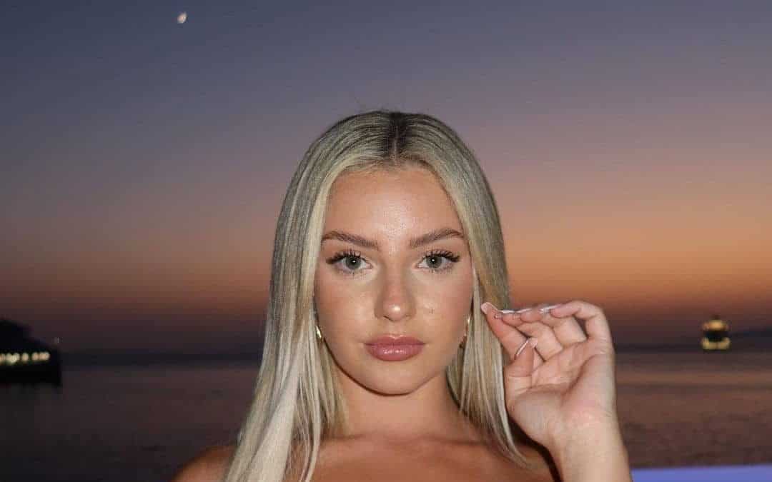 Estrela do OnlyFans fica "enojada" ao descobrir que um parente próximo pagava por seu conteúdo adulto