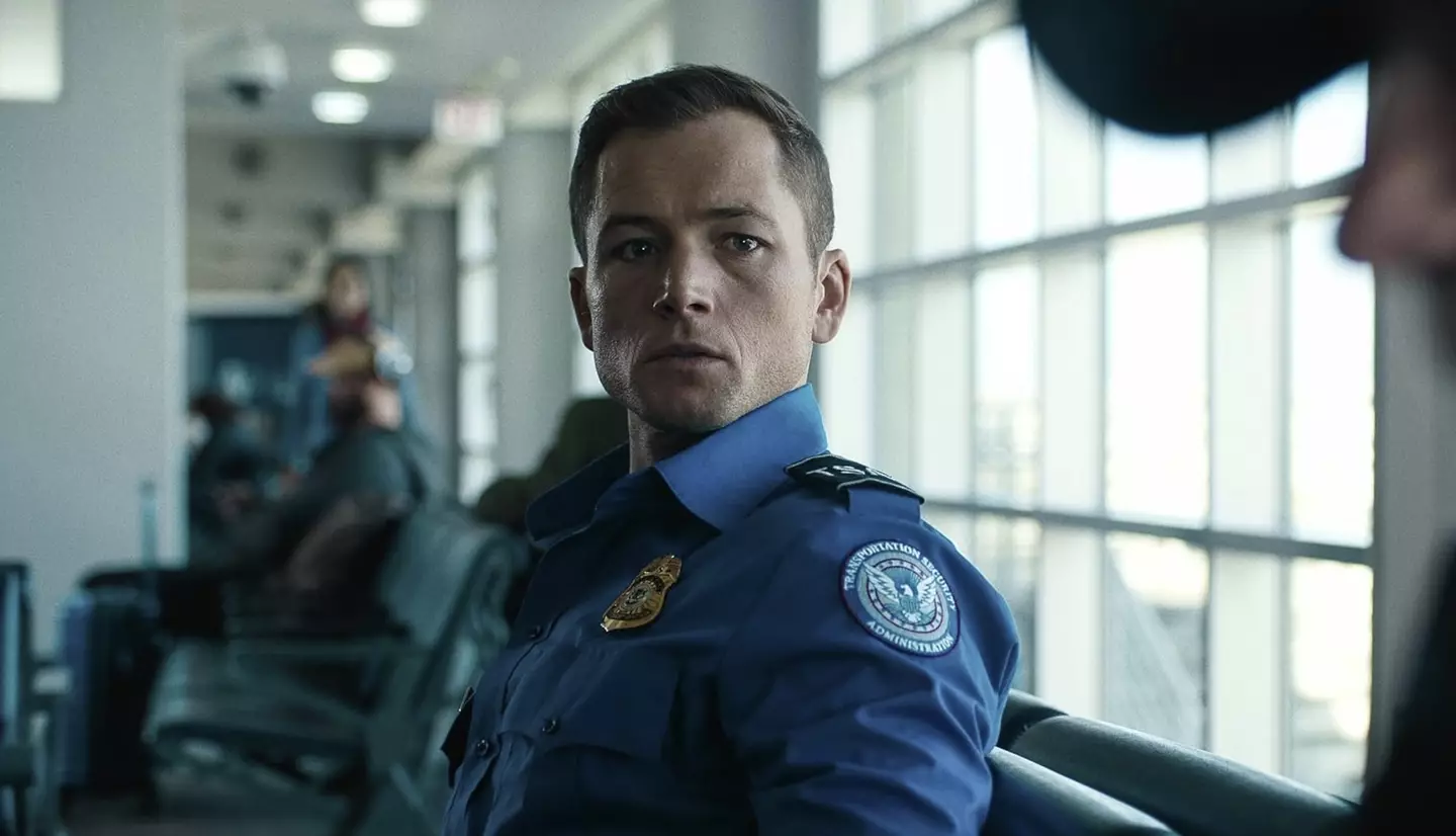 Os fãs estão elogiando o novo filme da Netflix, estrelado por Taron Egerton (Netflix).