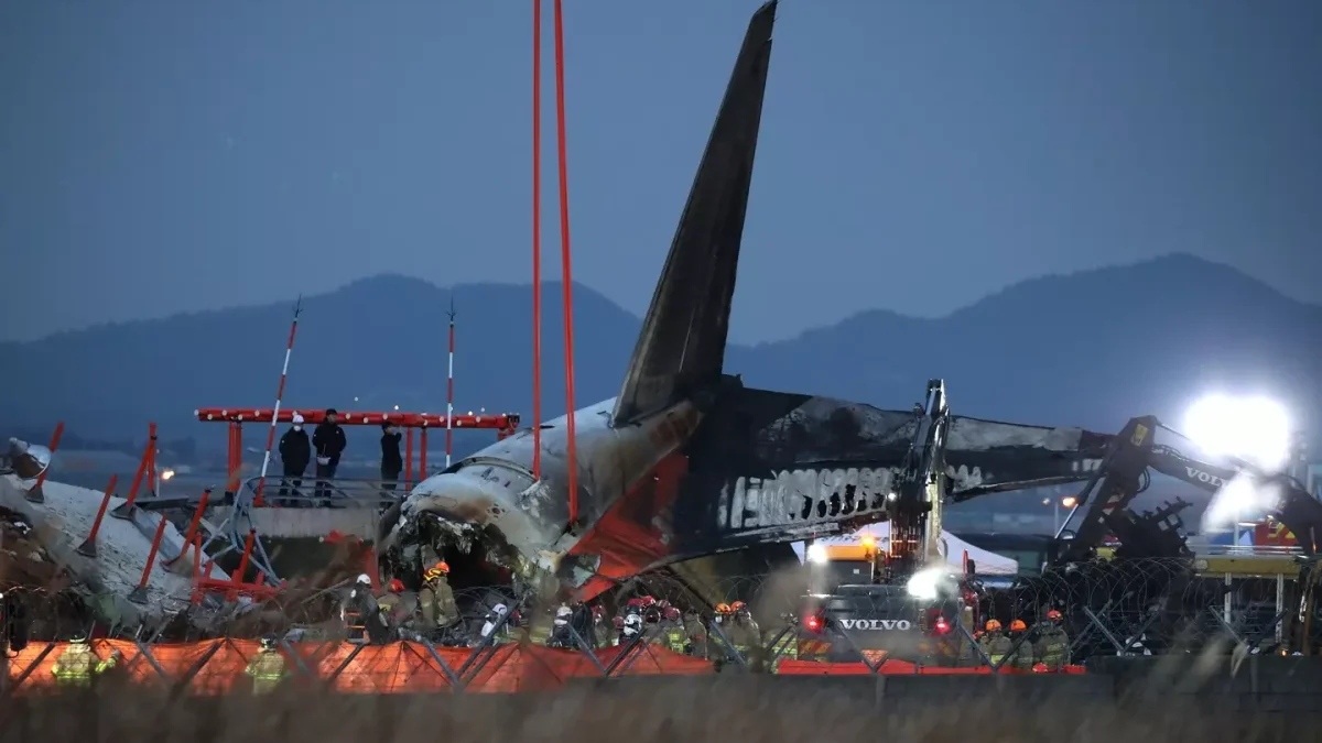 Primeiras palavras trágicas de comissários resgatados dos destroços do acidente na Coreia do Sul