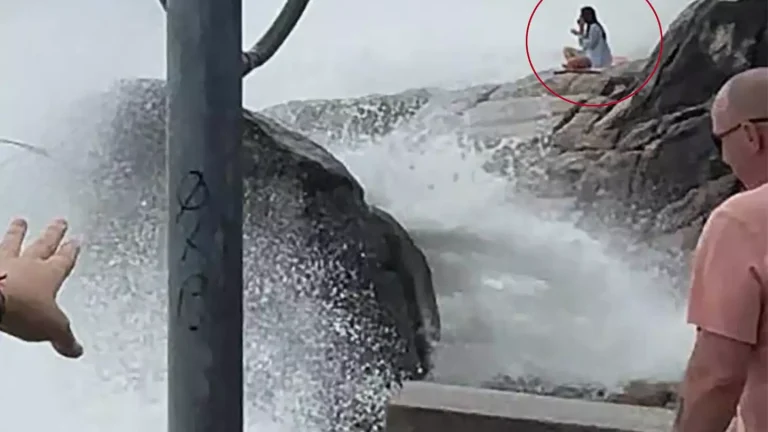 Vídeo impressionante mostram os últimos momentos de uma mulher fazendo yoga em rochas antes de ser levada por ondas gigantes