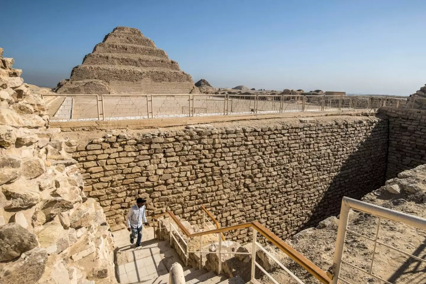 A pirâmide escalonada de Djoser é considerada a mais antiga do mundo.