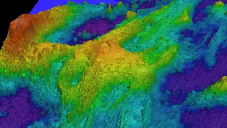 Cientistas alertam sobre um grande vulcão submarino que deve entrar em erupção este ano após ser detectado um "inchaço"