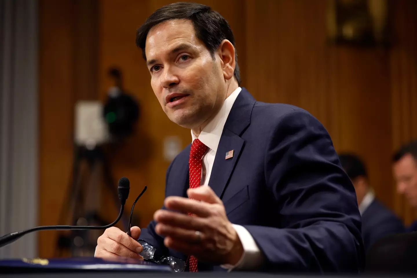 Marco Rubio ordenou que as solicitações de passaporte com marcadores de gênero "X" sejam suspensas.