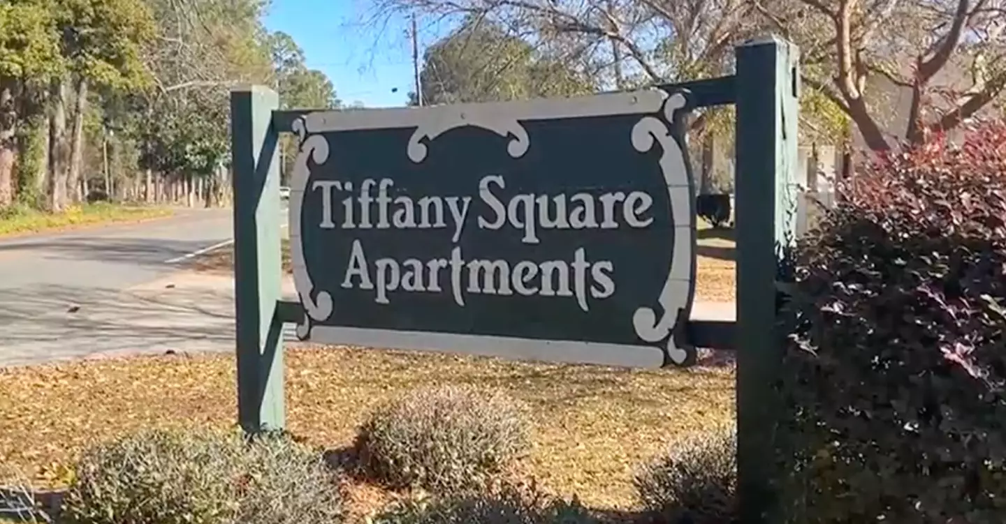 O incidente ocorreu no condomínio Tiffany Square Apartments, em Tifton, Geórgia (WALB).