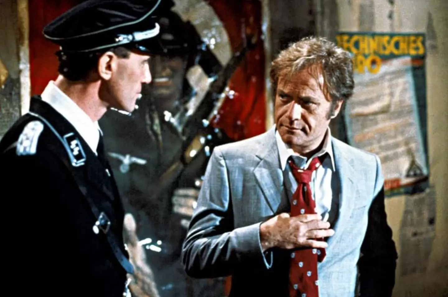 Vic Morrow em No Limite da Realidade (Warner Bros.)