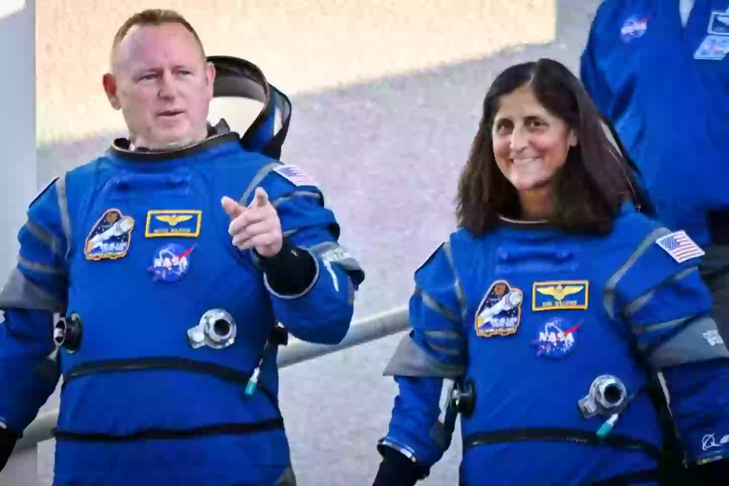 Barry Wilmore e Suni Williams estão presos no espaço desde junho de 2024.