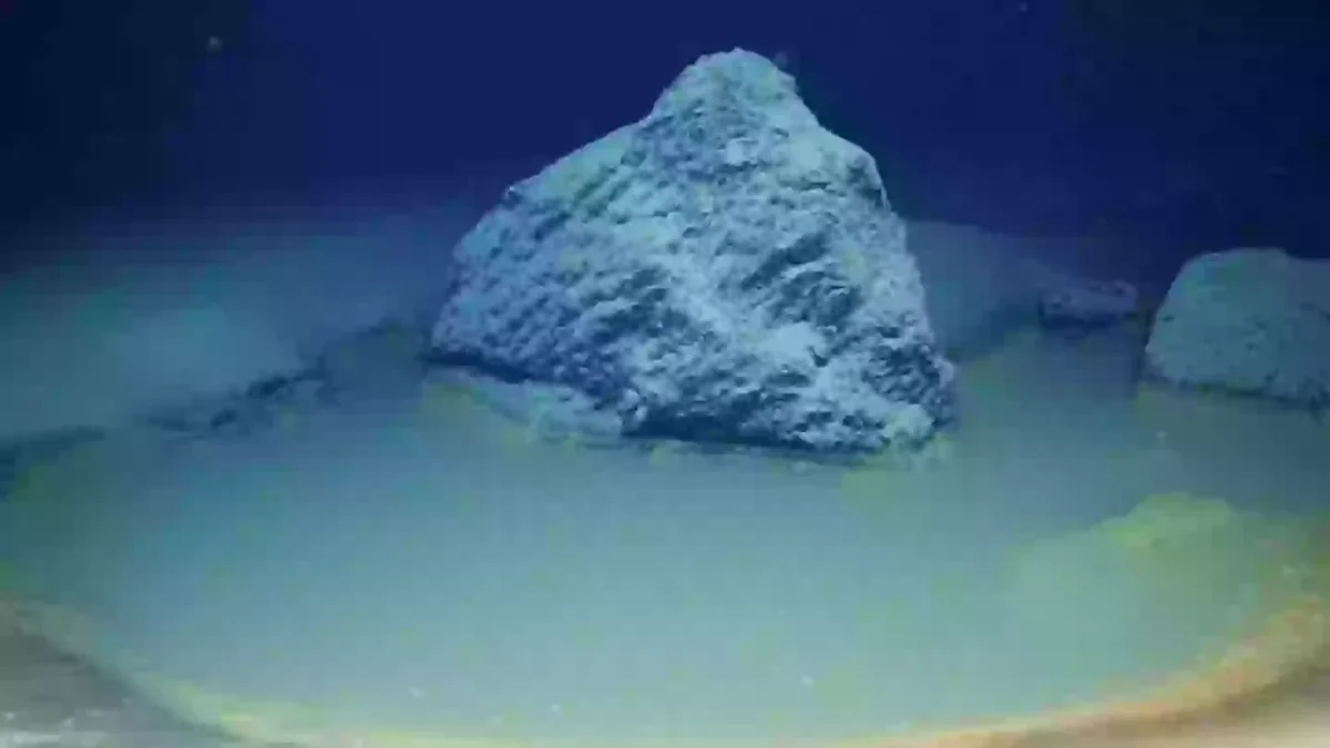 Uma descoberta incrivelmente rara no fundo do mar foi feita na área onde a Bíblia diz que Moisés abriu o Mar Vermelho
