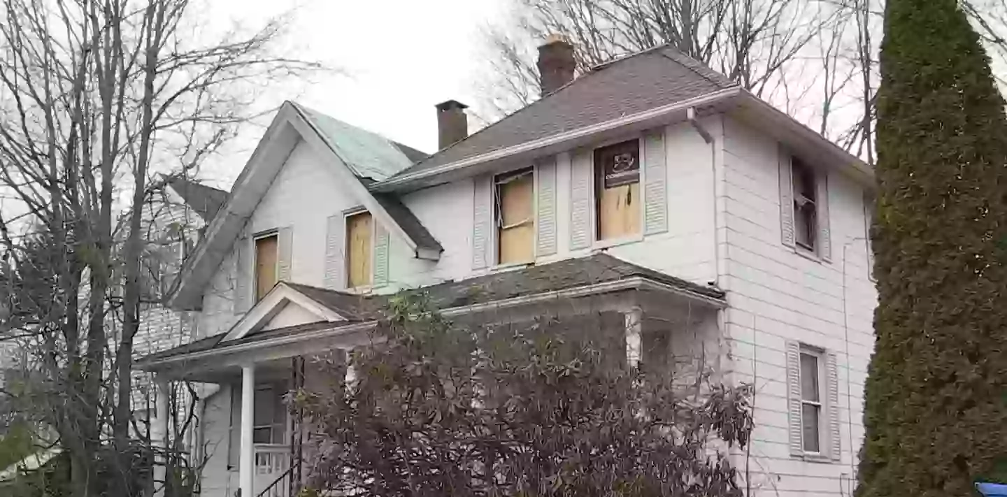 Bombeiros foram chamados à casa em Connecticut (CBS)