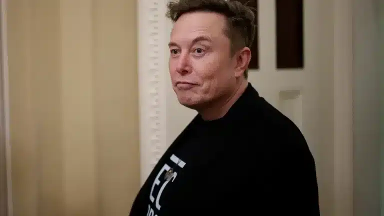 Elon Musk prevê quais seriam os primeiros profissionais a enfrentar a IA no trabalho