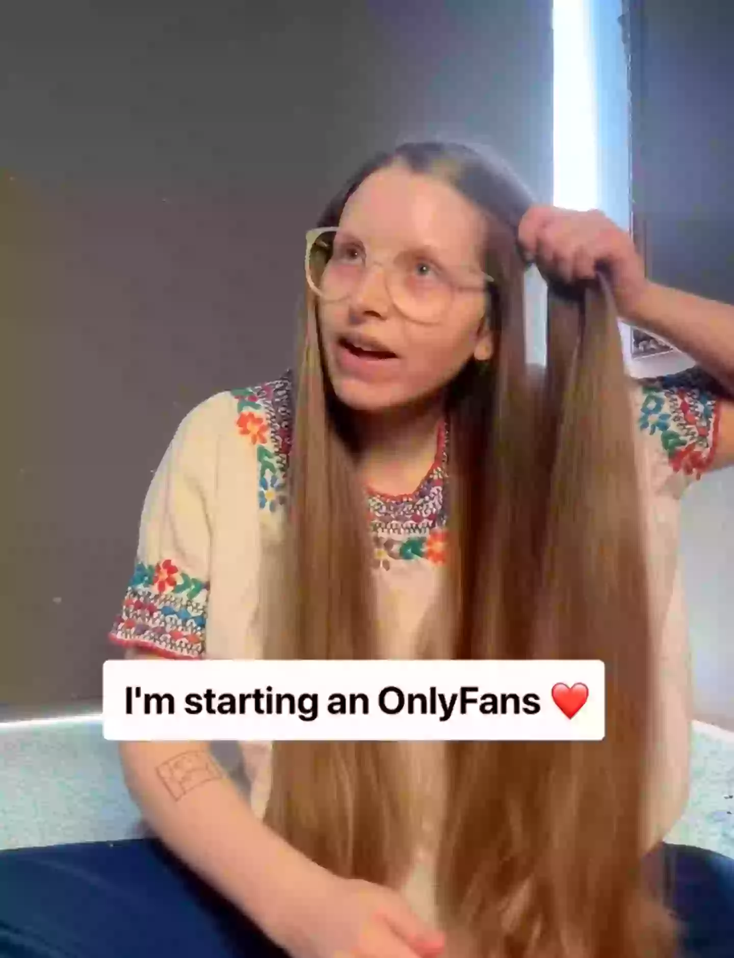 Jessie insistiu que seu OnlyFans não seria sexual (Jessie Cave/Instagram)