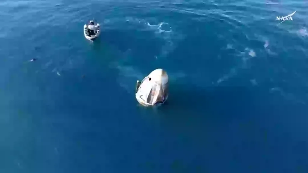 Pessoas estão percebendo um detalhe incrível no momento em que astronautas da NASA presos no espaço voltaram à Terra