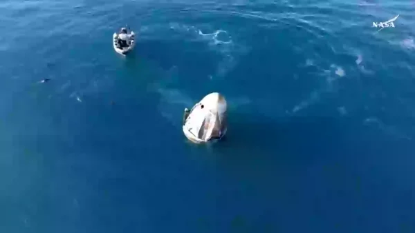 Pessoas estão percebendo um detalhe incrível no momento em que astronautas da NASA presos no espaço voltaram à Terra