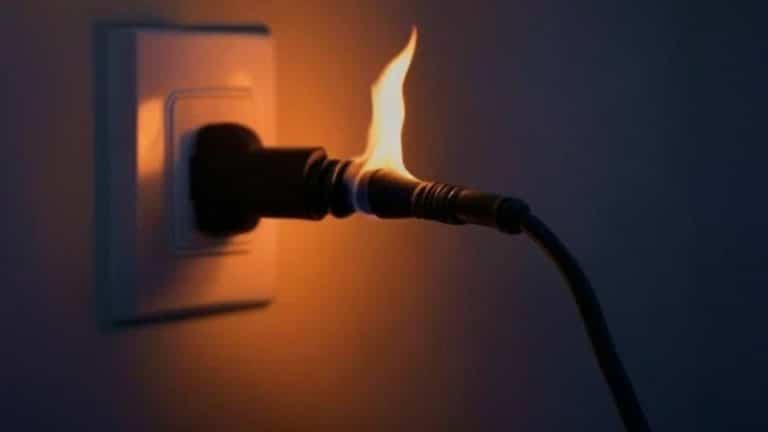 o eletrodoméstico que continua consumindo energia mesmo quando não está em uso