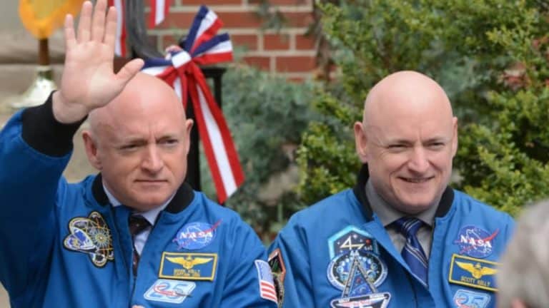 A NASA estudou dois irmãos gêmeos, um na Terra e outro no espaço