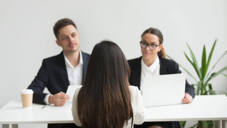Como dividir 5 maçãs entre 6 pessoas? A pergunta surpresa em entrevistas de trabalho que pode definir sua contratação