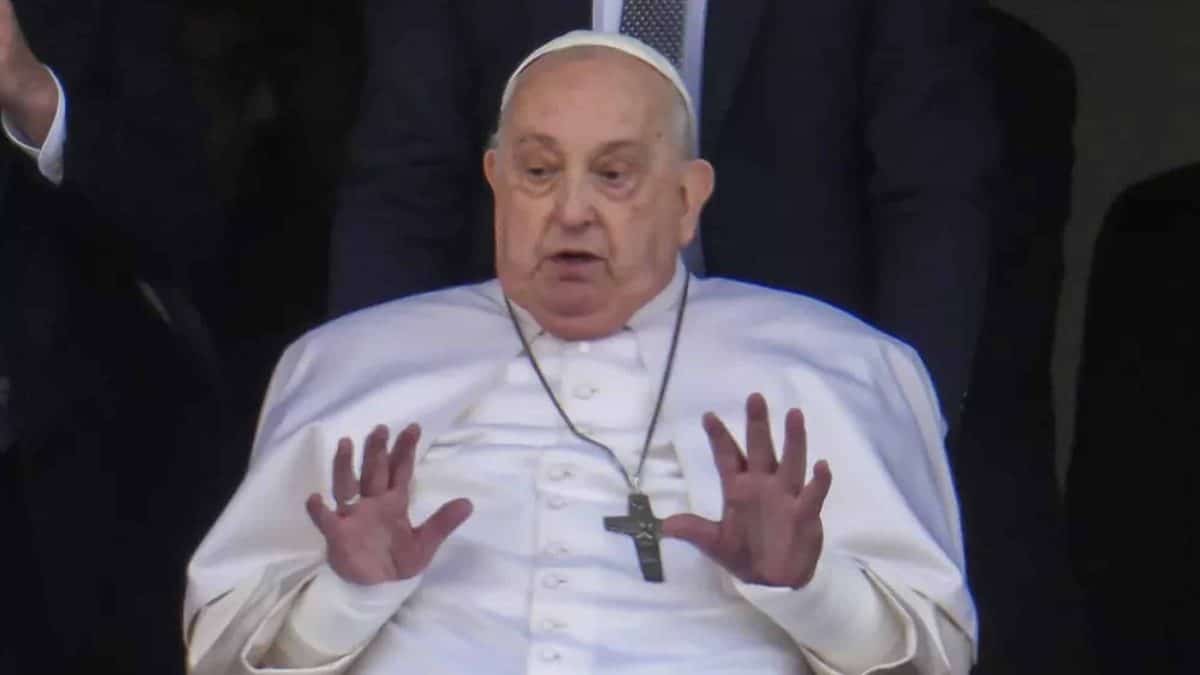 Comovente gesto final do Papa Francisco para enfermeira antes da morte, enquanto últimas palavras são reveladas