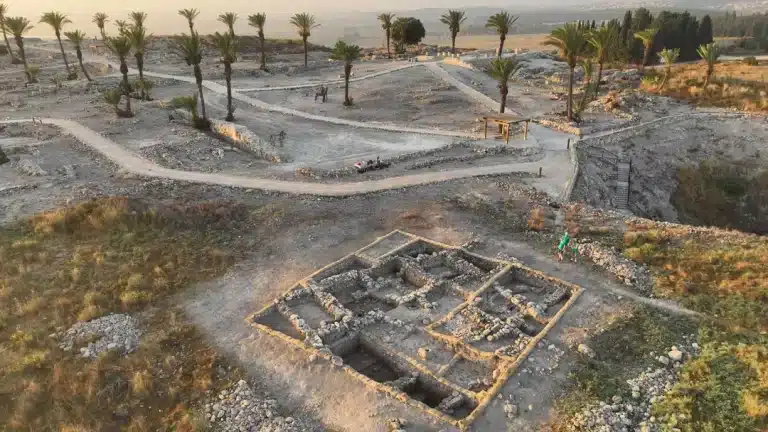 Descoberta de arqueólogos 'prova' que grande evento bíblico aconteceu no local do Armagedom