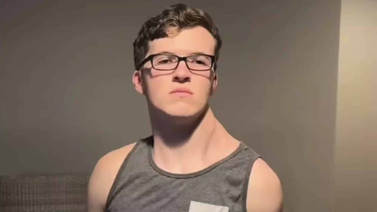 Jovem que passou meses malhando só um trapézio e transformou o corpo revela o motivo