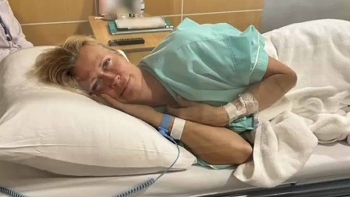 Mãe tem vida transformada após sintomas aterrorizantes serem confundidos com desidratação em férias dos sonhos