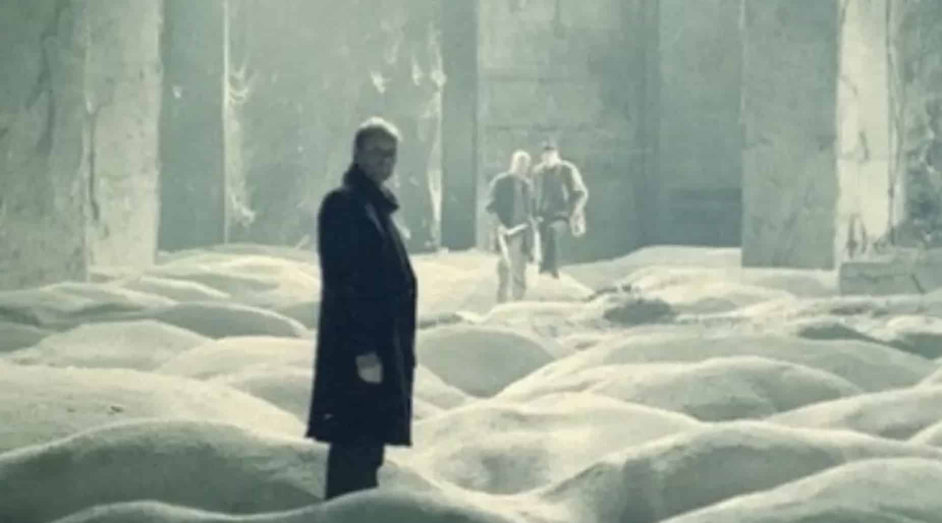 A história sinistra por trás do filme com 100% de aprovação que matou seu diretor, sua esposa e o ator principal
