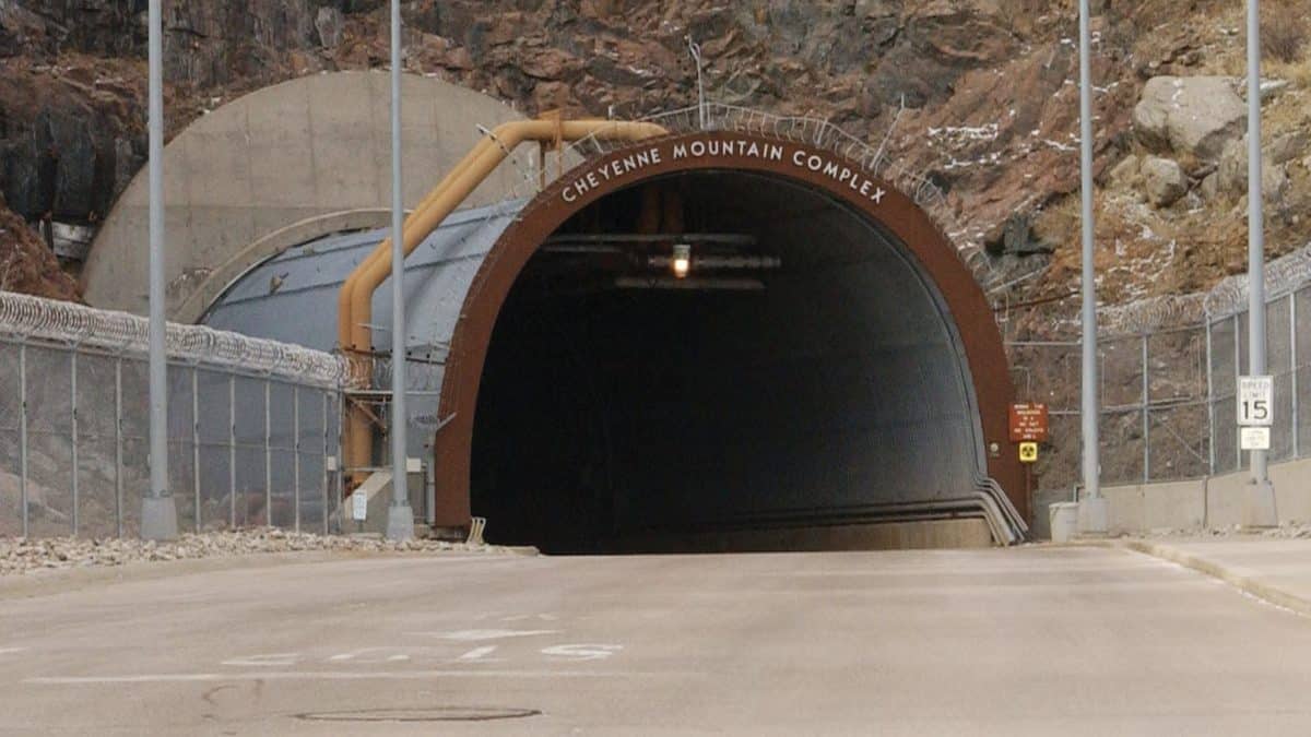 EUA possuem cidade subterrânea de US$ 21 trilhões para abrigar os ricos em caso de 'quase extinção'