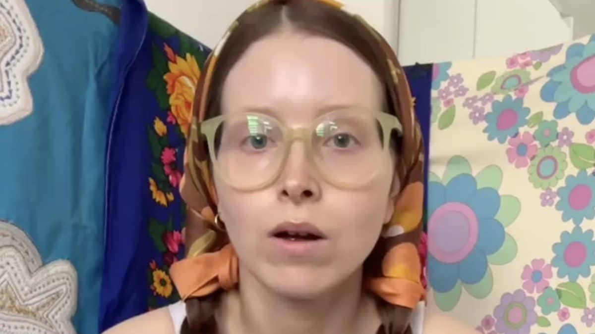 Estrela de Harry Potter que criou um OnlyFans para 'sair das dívidas' revela os pedidos mais perturbadores que já recebeu
