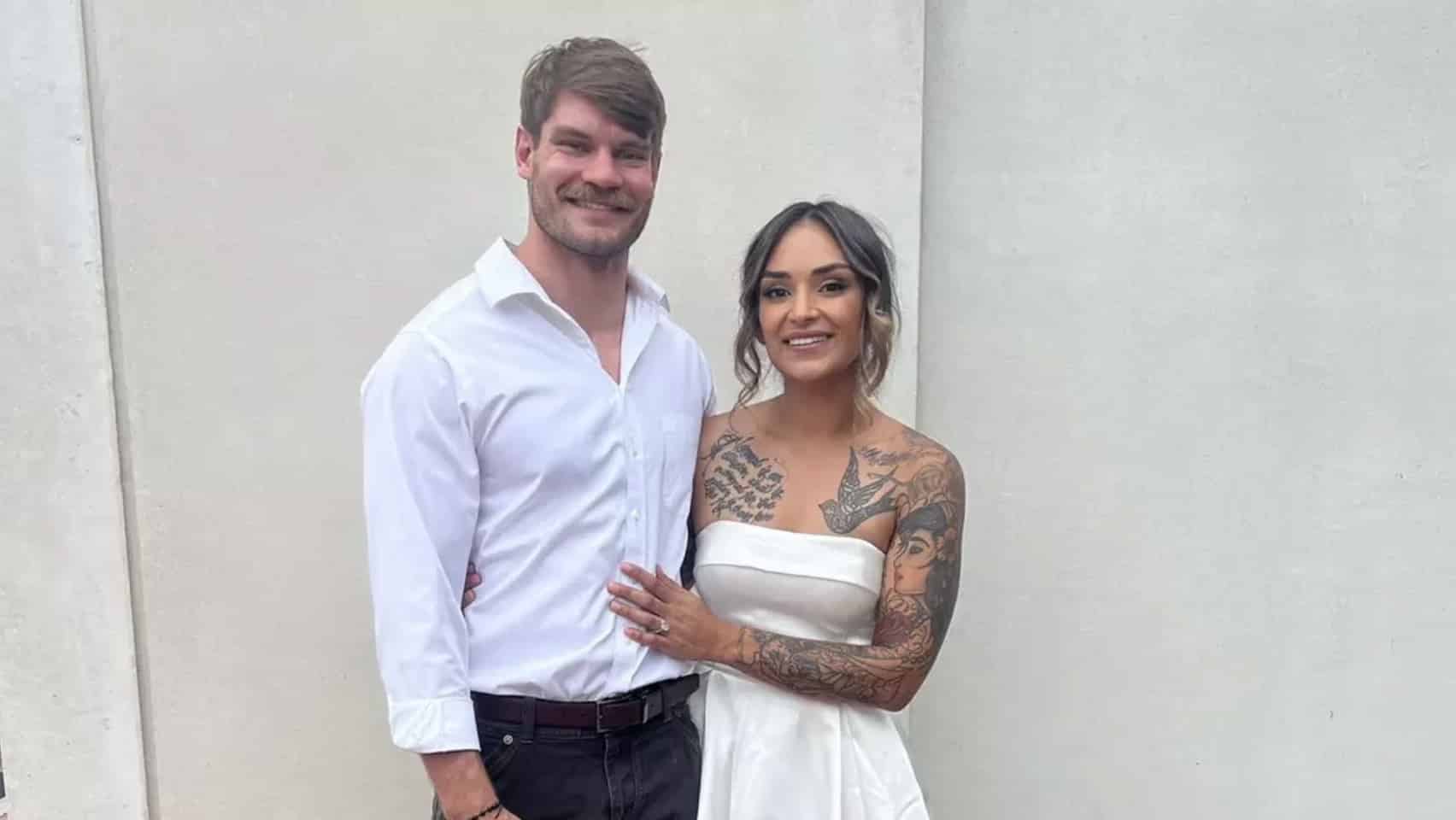 Mulher fica devastada após marido tirar a própria vida um dia depois de lua de mel ‘perfeita’ e enviar flores para ela após a morte