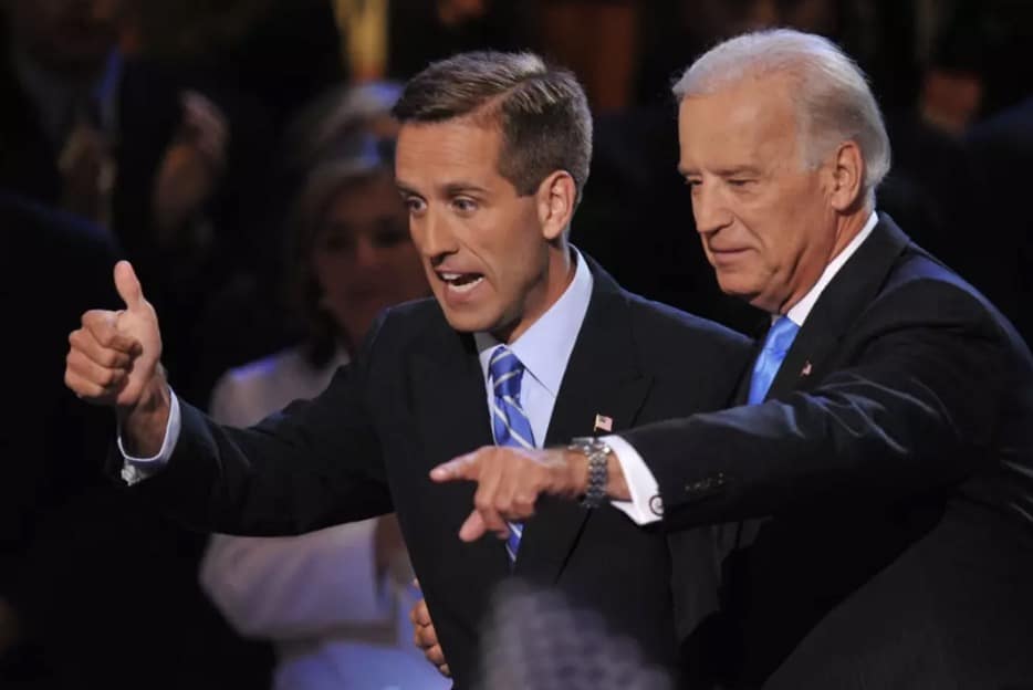 Por que especialistas em saúde estão chocados com o diagnóstico de câncer agressivo de Joe Biden O filho de Biden, Beau, faleceu de um tumor cerebral em 2015