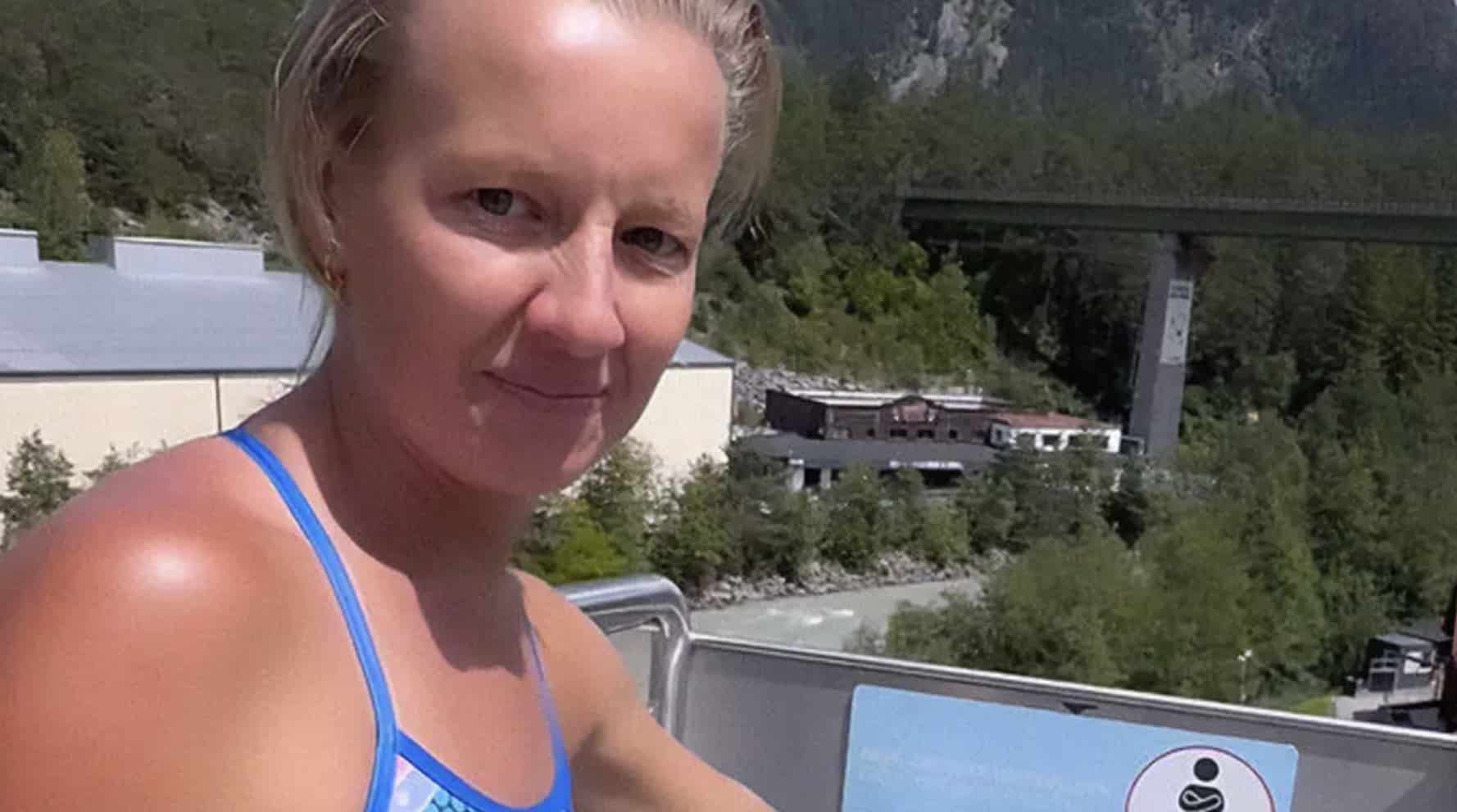 O que aconteceu com campeã mundial de mergulho que ignorou a placa 'proibido para mulheres' em toboágua extremo O que aconteceu com campeã mundial de mergulho que ignorou a placa 'proibido para mulheres' em toboágua extremo