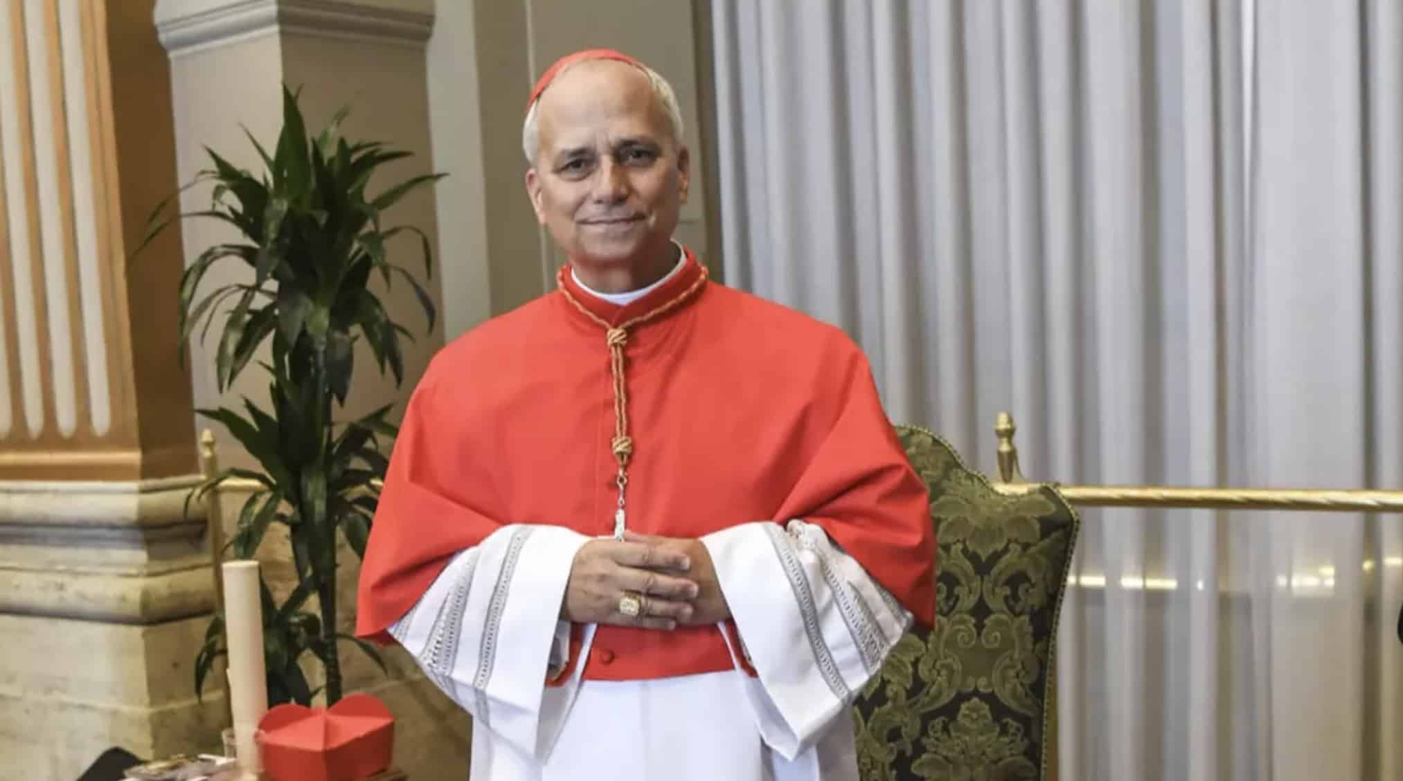 Por qual o motivo os papas mudam de nome?
