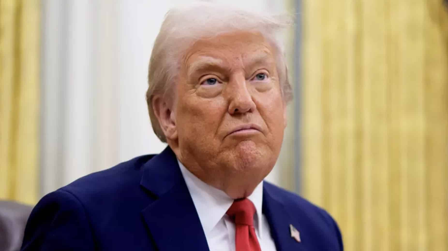 Trump defende 'palácio de US$ 400 milhões no céu' apesar de preocupações éticas Trump defende 'palácio de US$ 400 milhões no céu' apesar de preocupações éticas