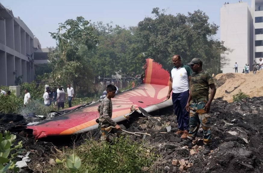 Especialista em aviação explica um detalhe que não parecia certo no avião da Air India enquanto as trágicas “palavras finais” do piloto são reveladas As autoridades estão atualmente investigando a causa do acidente.