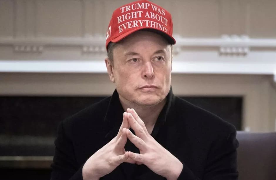 Pessoas estão apontando a mesma coisa enquanto foto de Elon Musk viraliza após ele pedir o impeachment de Donald Trump As pessoas disseram que a foto não envelheceu bem